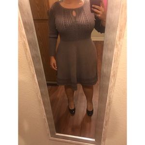 BROWN SWEATER DRESS!! EXCELLENT CONDITION!